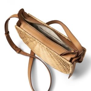 BR half-moon wicker crossbody bag